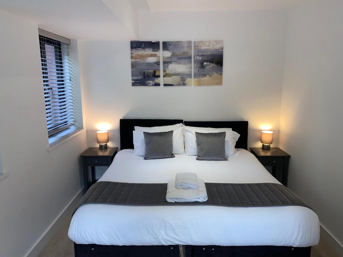 Roomotel - Broadoaks Apartments Solihull Exterior foto