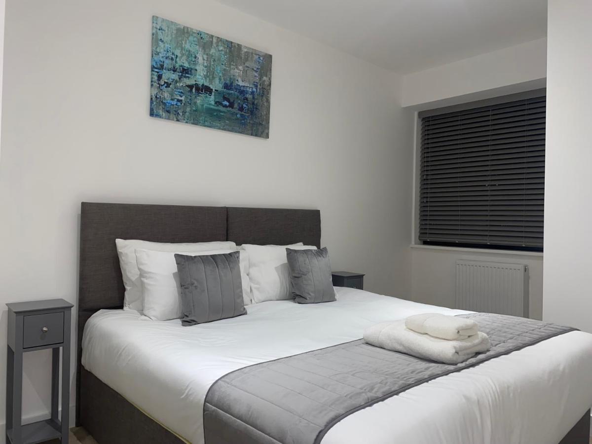 Roomotel - Broadoaks Apartments Solihull Exterior foto